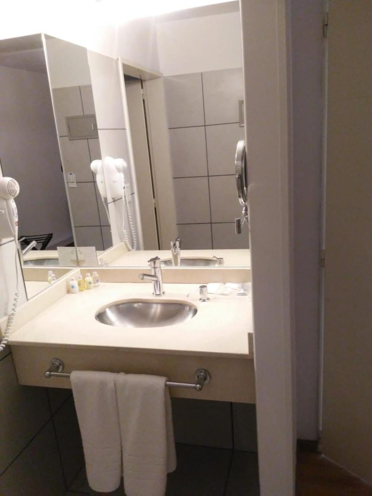Global Hotel Сентенарио Экстерьер фото